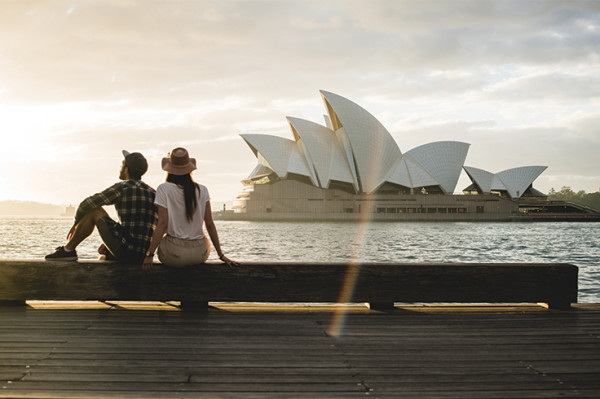 bestjobers-sydney-harbour-bridge-couple-travel