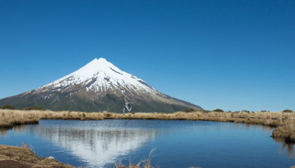 road trip around new zealands north island COVER