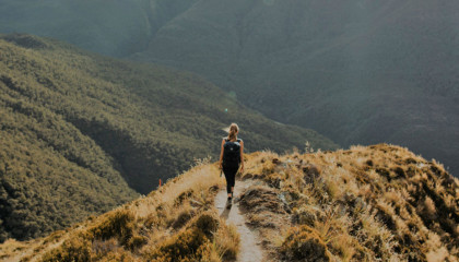 top 5 day walks in queenstown COVER